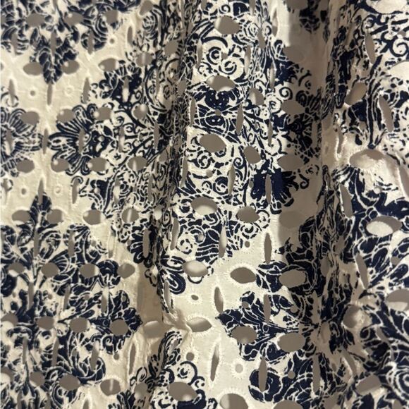 ADRIANNA PAPELL Plus Size Women 2X % 100 cotton Print Eyelet cap sleeve Top - Picture 3 of 7